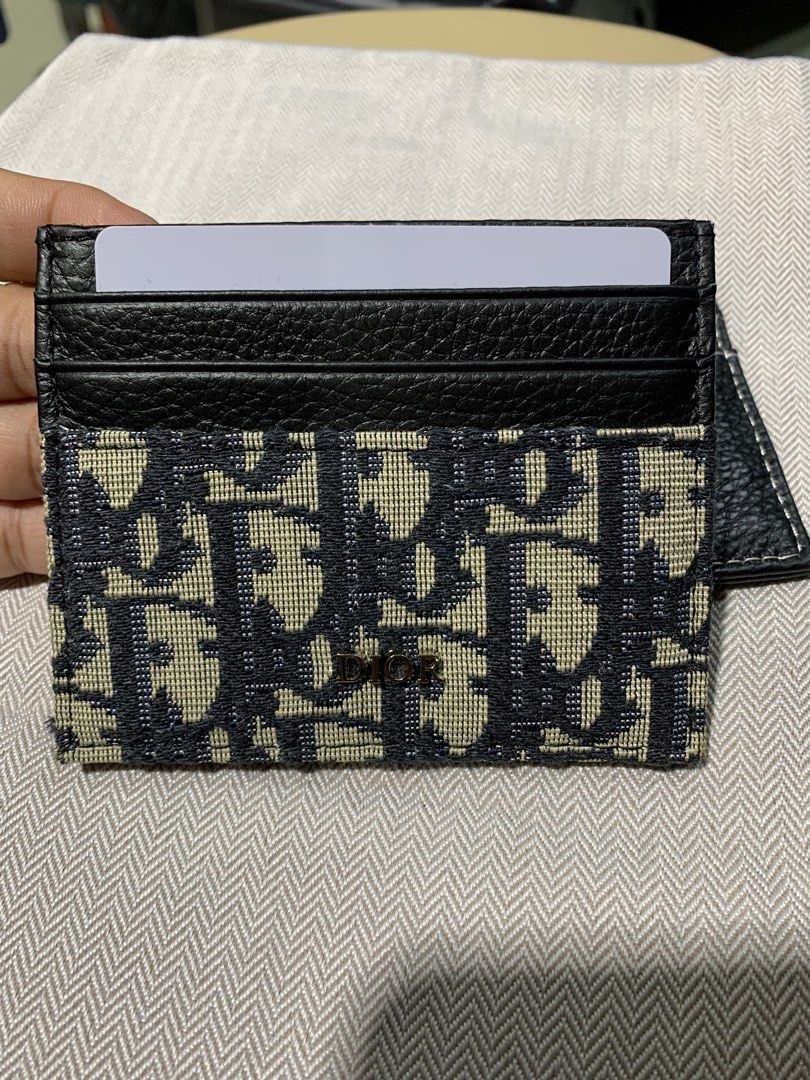 Dior card holder (Category: Wallets & Card Holders) located in Manila. Submitted by pangharabas (Listing ID 1469898228, Image 1). Description: .