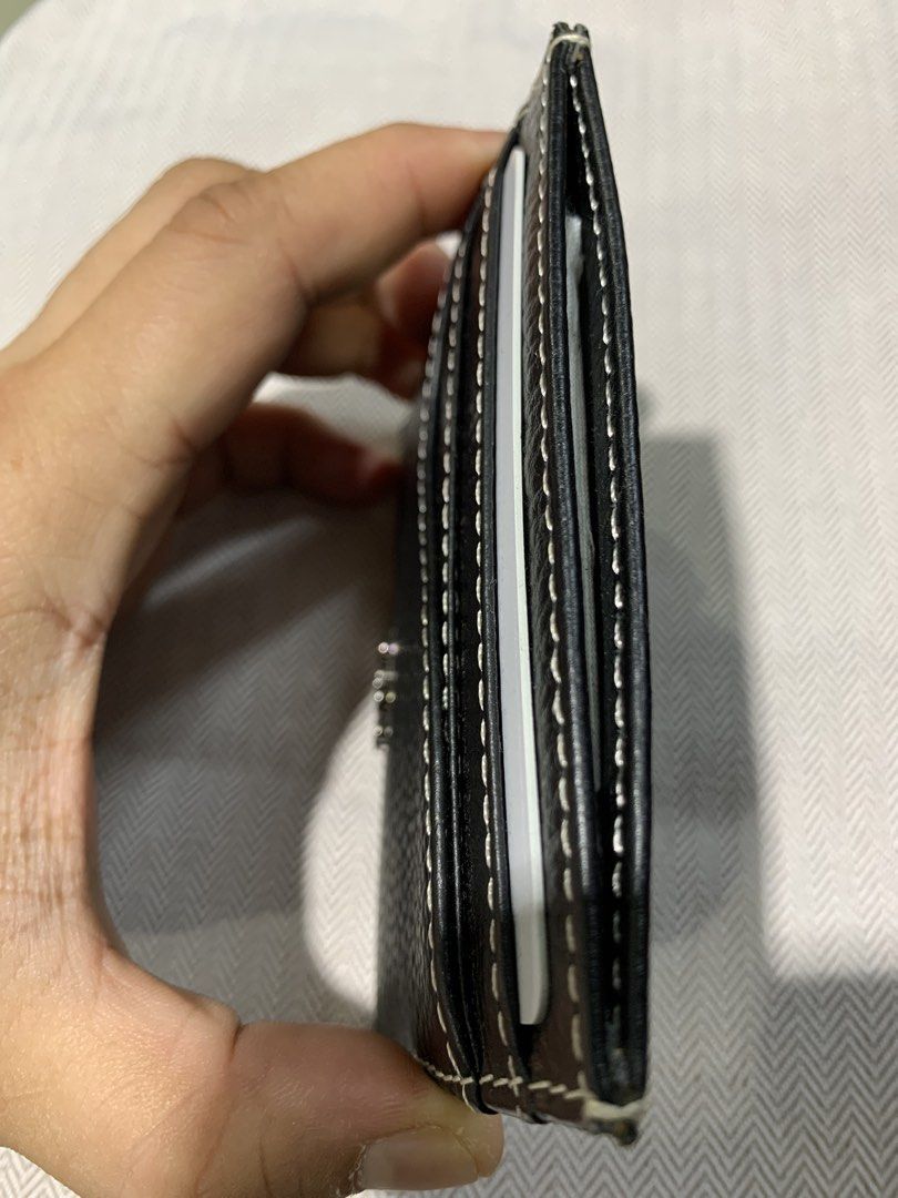 Dior cardholder (Category: Wallets & Card Holders) located in Manila. Submitted by pangharabas (Listing ID 1469897952, Image 2). Description: .