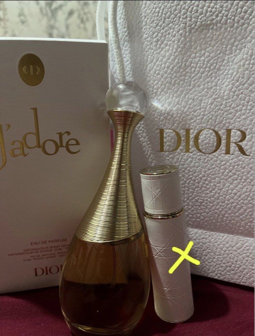 Dior J'adore Eau de Parfum Gift Set (Category: Fragrance & Deodorants) located in Manila. Submitted by jdsky (Listing ID 1469830130, Image 1). Description: - Authentic Dior J'adore Eau de Parfum Gift Set - Includes full-size 100ml spray bottle (Atomizer not included) - Classic, luxurious floral scent profile - Brand new and unused with pristine packaging - Comes with original presentation box and matching Dior gift bag - Guaranteed original, perf