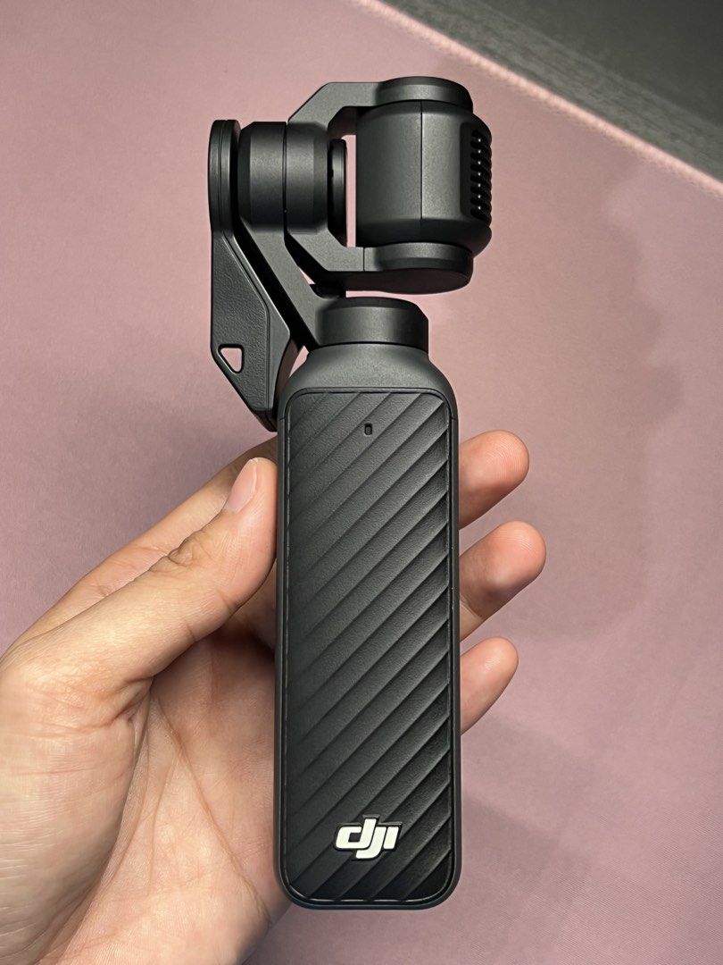 DJI Osmo Pocket 4 Creator Combo (Category: Video Cameras) located in Manila. Submitted by abbyaguilar (Listing ID 1469927297, Image 3). Description: Please read ‼️ 🏷️ ₱28k fixed DJI Osmo Pocket 4 Creator Combo • Excellent condition • No issue • Warranty til Sept. 2027 Inclusions • Osmo Pocket 4 • Gimbal Clamp • Fill Light • Wide-Angle Lens • Mic 3 • Mic 3 Magnet Clip • Mic 3 Magnetic Charger • Magnet • 2pcs Windscreen • Handle With Thread • Mini