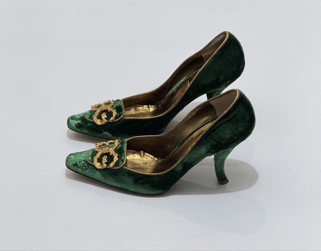 Dolce&Gabbana heels (Category: Heels) located in Quezon City. Submitted by byuklph (Listing ID 1469926864, Image 3). Description: Authentic 💯 Size39/26cm🦋 Excellent condition .