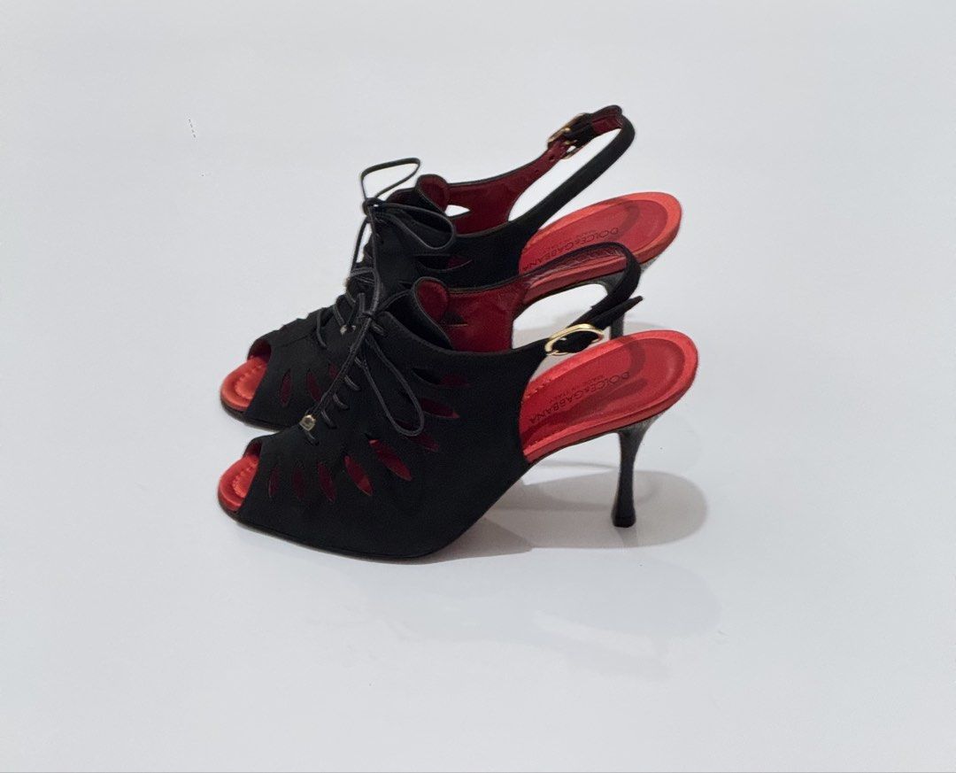 Dolce&Gabbana heels (Category: Heels) located in Quezon City. Submitted by byuklph (Listing ID 1469927938, Image 2). Description: Authentic 💯 Size37.5/24cm🦋 Excellent condition .