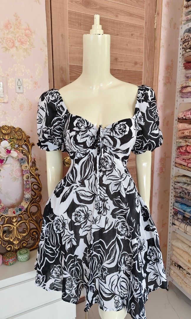 Dotti Mabel Puff Sleeve Dress (Category: Dresses) located in Pagudpud. Submitted by altheacee063978 (Listing ID 1469835558, Image 2). Description: .