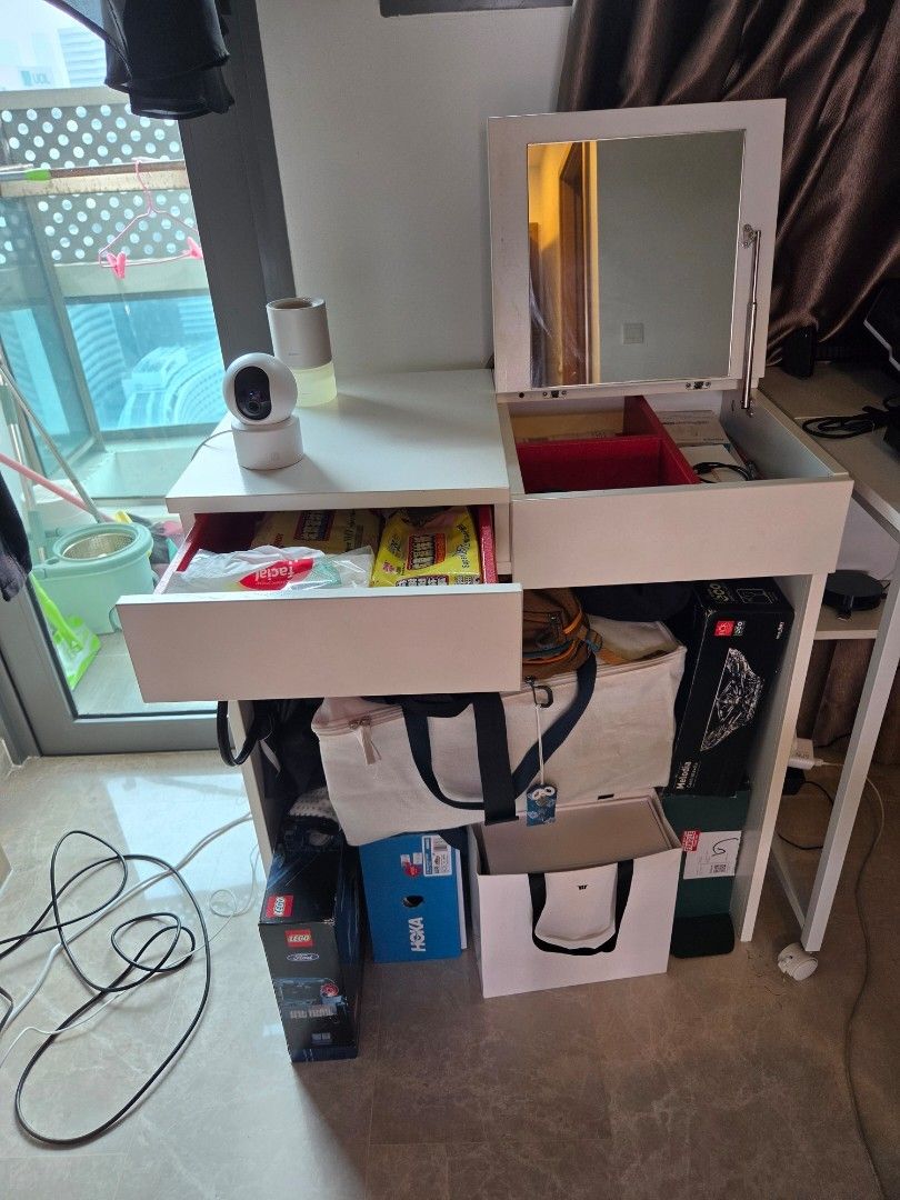 Dressing table (Category: Tables & Sets) located in Singapore. Submitted by slowstore (Listing ID 1469882407, Image 2). Description: small dressing table used condition self pick up.