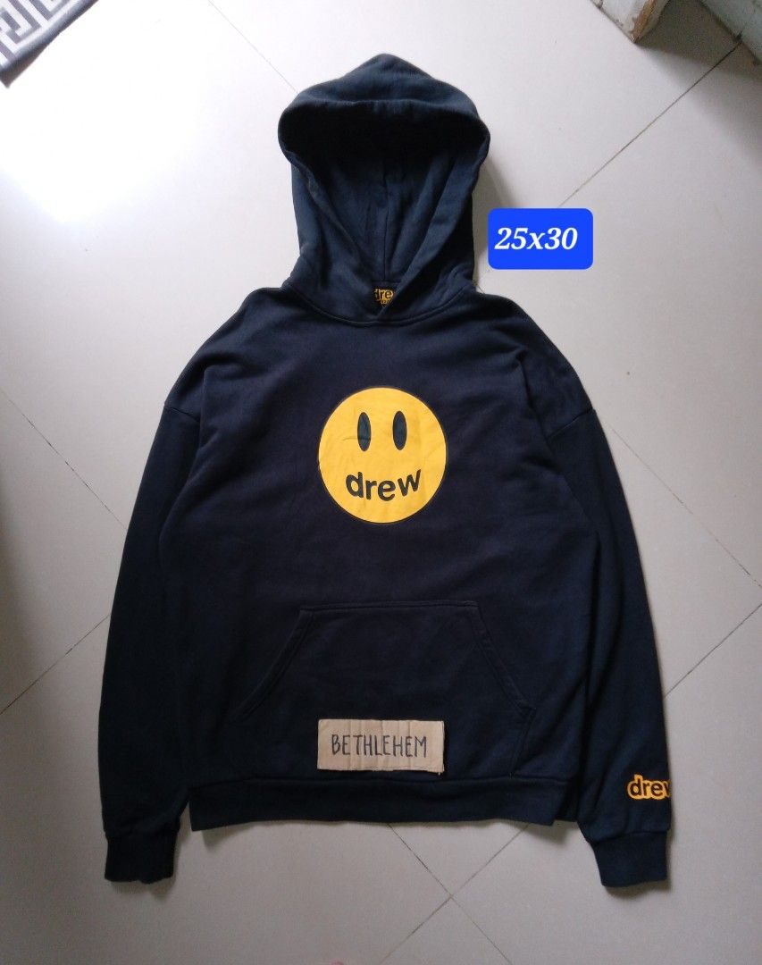 Drew hoodie (Category: Coats, Jackets and Outerwear) located in Akbar. Submitted by bethlehema07352 (Listing ID 1469827674, Image 1). Description: .