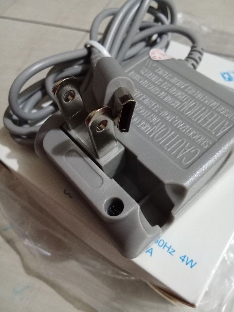 DS LITE AC CHARGER ADAPTOR (Category: Cables & Chargers) located in Quezon City. Submitted by hajjasittienor (Listing ID 1469824892, Image 2). Description: BRAND NEW PWEDE PICK UP PWEDE GCASH ..AVIDA TOWER NEW MANILA COL BONNY SERRANO AVENUE QC.