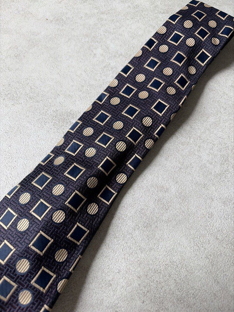 Dussel Necktie (Category: Ties) located in Pasig City. Submitted by chamoisee (Listing ID 1469803418, Image 2). Description: Dussel Necktie.