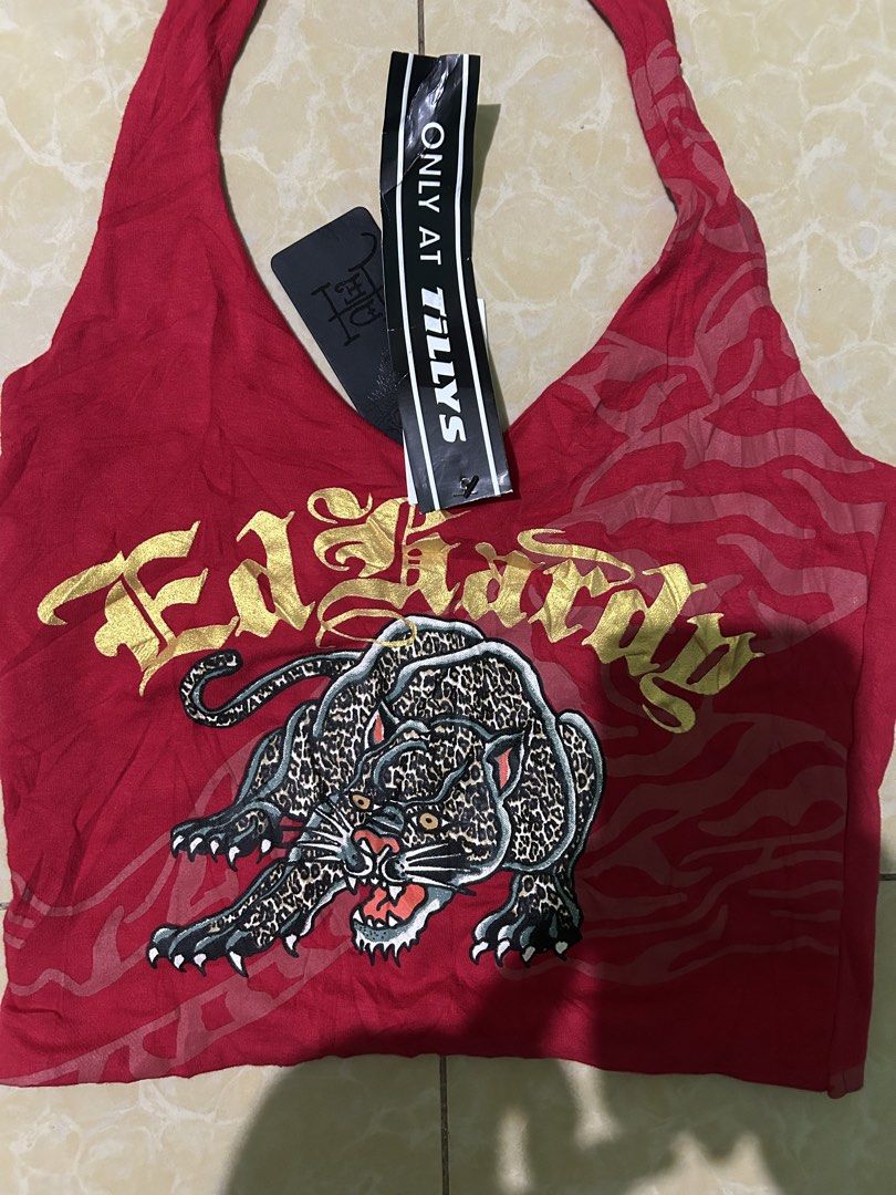 Ed Hardy Panther Halter Top Red Size S (Category: Sleeveless) located in Tanay. Submitted by mattyall (Listing ID 1469809056, Image 2). Description: Ed Hardy Y2K streetwear halter top Brand New Condition with tags Size Small on tag I got 2 of these No issues Only for 800.
