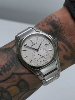 (Category: ) located in . Submitted by e.s.watches (Listing ID 1469781955, Image 1). Description: .