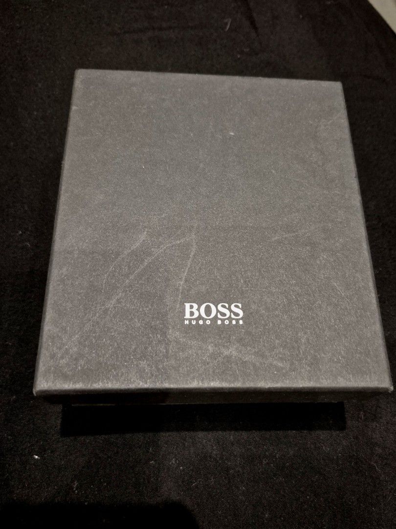 EMPTY BOX 'BOSS' (Category: Others) located in Kuala Lumpur. Submitted by mums_collection (Listing ID 1469775607, Image 1). Description: Good to go Any gifts or present brand BOSS to be given to friends can be put inside the box. rectangular shape Self collect..