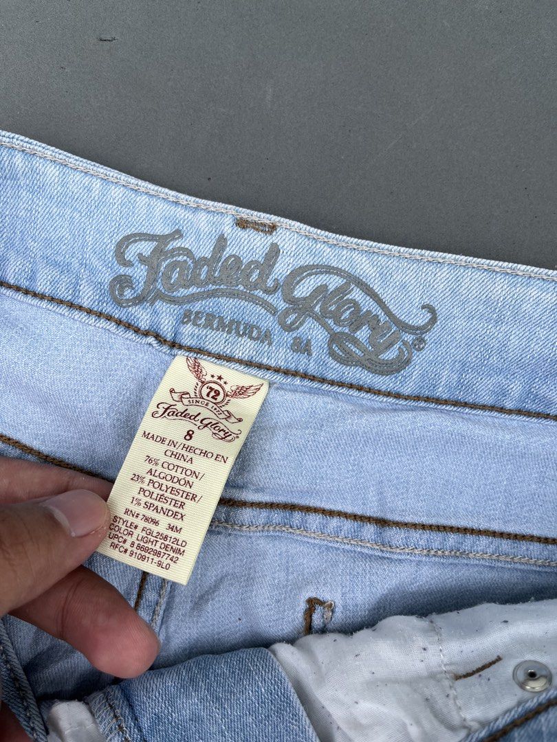 FADED GLORY DENIM SHORT (Category: Shorts) located in Quezon City. Submitted by kentstuff (Listing ID 1469902288, Image 3). Description: FADED GLORY Waist: 32-35 Length: 18 Leg opening: 8.5 Condition: Excellent CR: 9/10 Issue: ❌ DISCLAIMER: This is a thrifted item. All brands, logos, and trademarks belong to their rightful owners. We’re here to rehome great pieces — no brand affiliation intended.