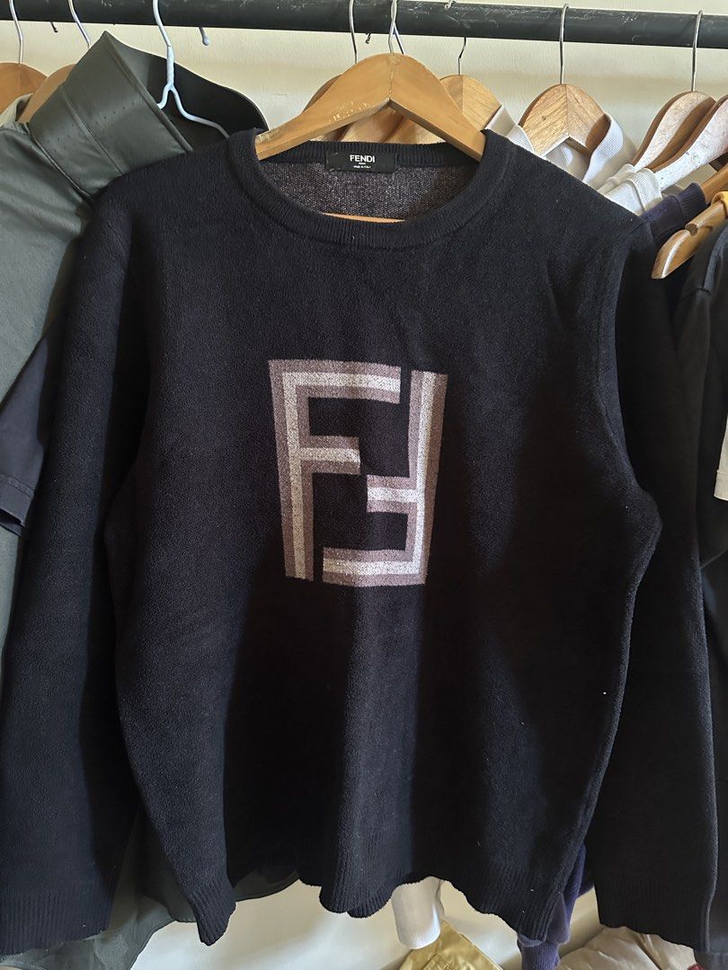 Fendi FF Sweater Longsleeve Crewneck (Category: Coats, Jackets and Outerwear) located in Daet. Submitted by rccurated._ (Listing ID 1469789246, Image 1). Description: .