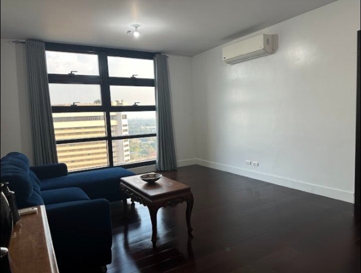 📢FOR LEASE 1 BEDROOM📍 (Category: Apartments & Condos) located in Quezon City. Submitted by 3jonorealtyopc (Listing ID 1469780193, Image 2). Description: Unit Details: 69sqm 1 Bedroom 💯Fully Furnished 1 parking 🏷️LEASE: Php 100k .