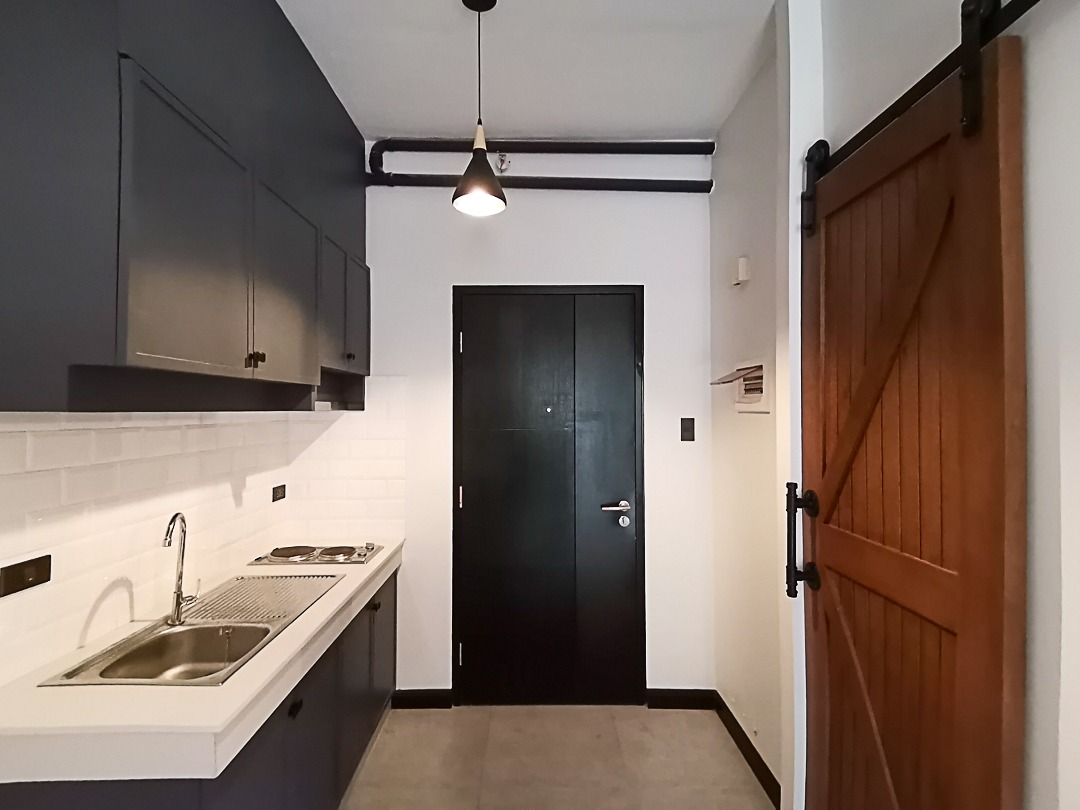 (Category: ) located in . Submitted by luxerealtyph (Listing ID 1469870081, Image 1). Description: .