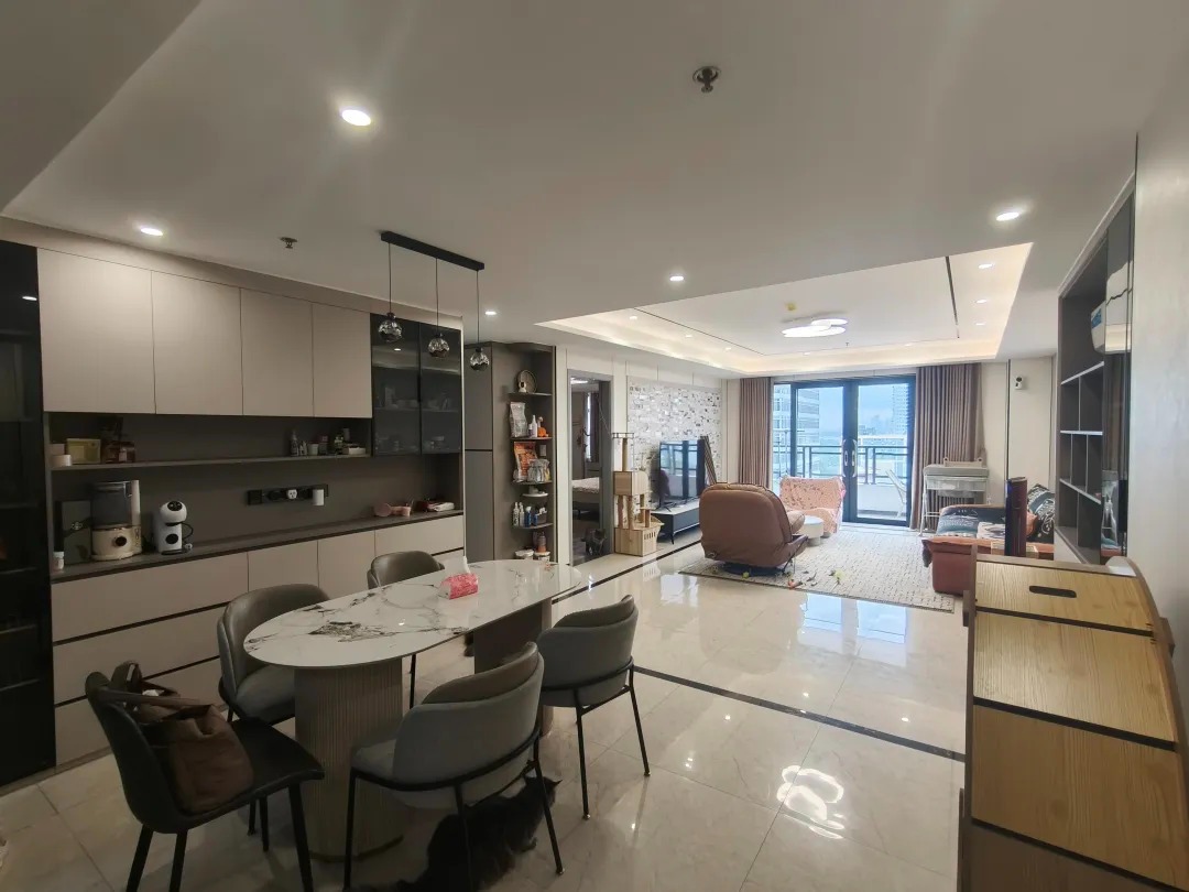 (Category: ) located in . Submitted by broker.nemie (Listing ID 1469900889, Image 1). Description: .