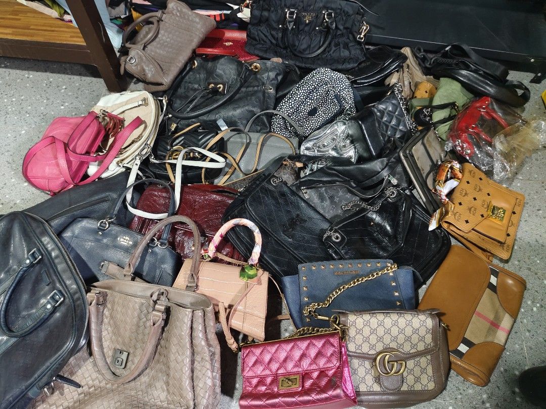 For take all 40pcs (Category: Shoulder Bags) located in Zamboanga. Submitted by ckealia (Listing ID 1469792725, Image 1). Description: for take all 40pcs bags branded bags selling as is selected ukayukay, preloved expect signs of used palugi price na! ship thru J&t.