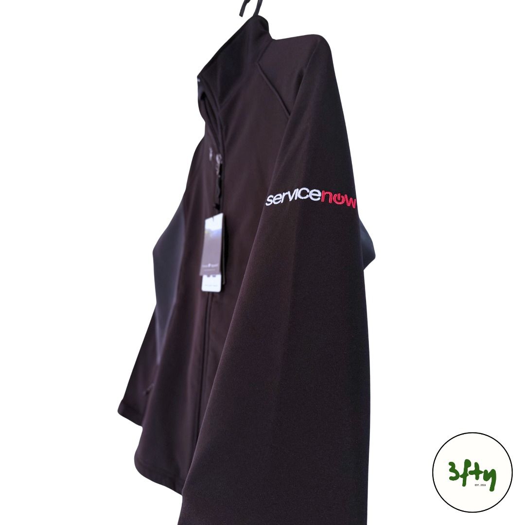 Fossa ServiceNow Softshell Jacket (Category: Coats, Jackets and Outerwear) located in Pantabangan. Submitted by 3ftyfinds (Listing ID 1469802598, Image 3). Description: Mode of payment: GCash/Bank Transfer Mode of delivery: J&T Express (shouldered by buyer) Meet ups/drop off within Baguio City proper only. Feel free to dm for inquiries, thank you!!.