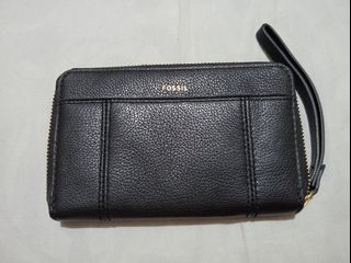 (Category: ) located in . Submitted by YSL80022 (Listing ID 1469875334, Image 1). Description: .