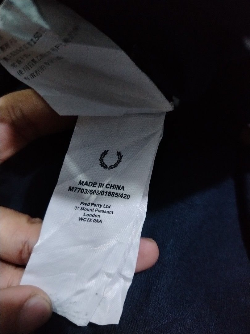 Fred Perry (Category: Tshirts & Polo Shirts ) located in Roxas City. Submitted by hd_thriftshop (Listing ID 1469846903, Image 3). Description: Dimension 21.5 x 29 Large.