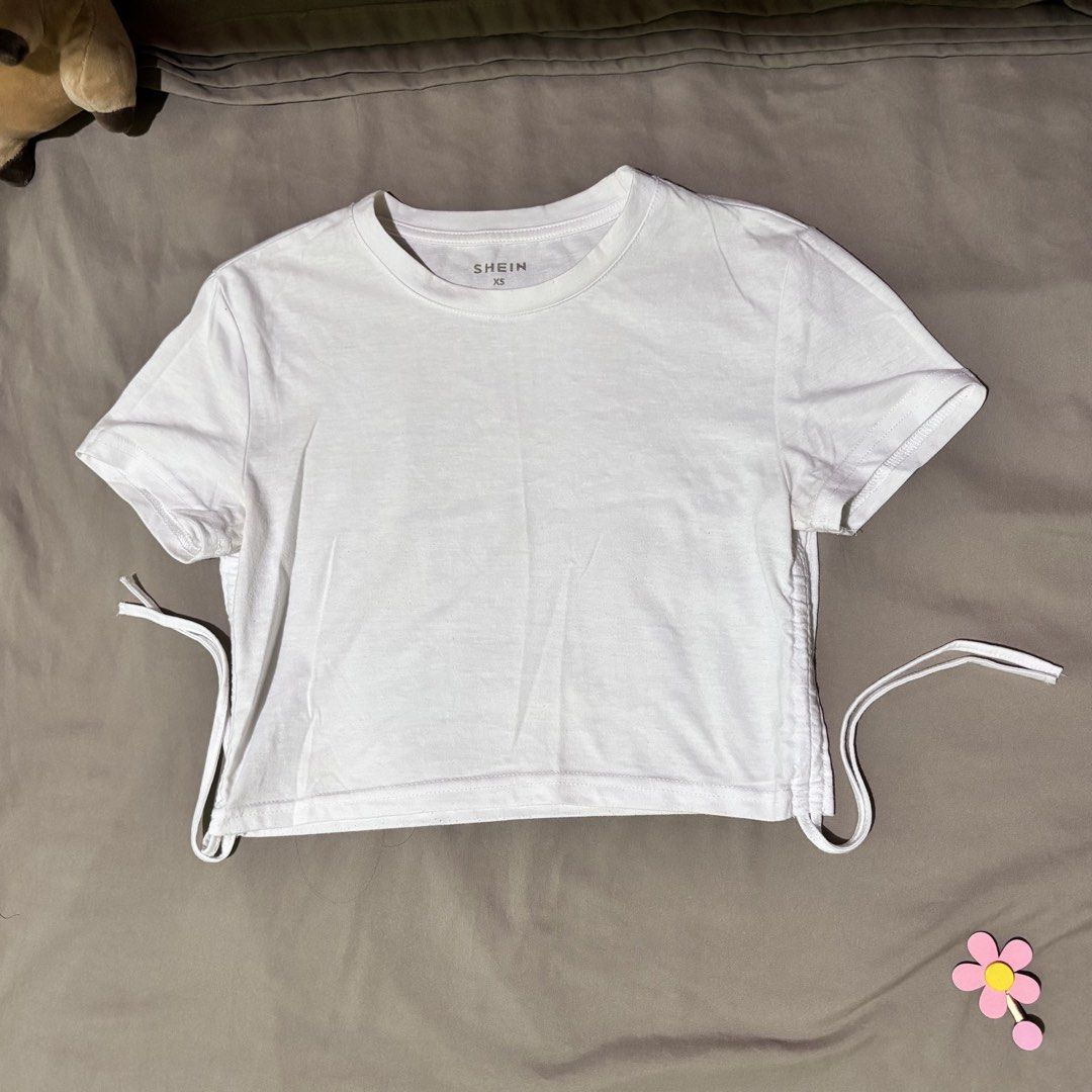 freebies (tops only) (Category: Shirts) located in Manila. Submitted by shimiiiiiii (Listing ID 1469797532, Image 1). Description: miners only. 1 per pax unahan lang po thanks.