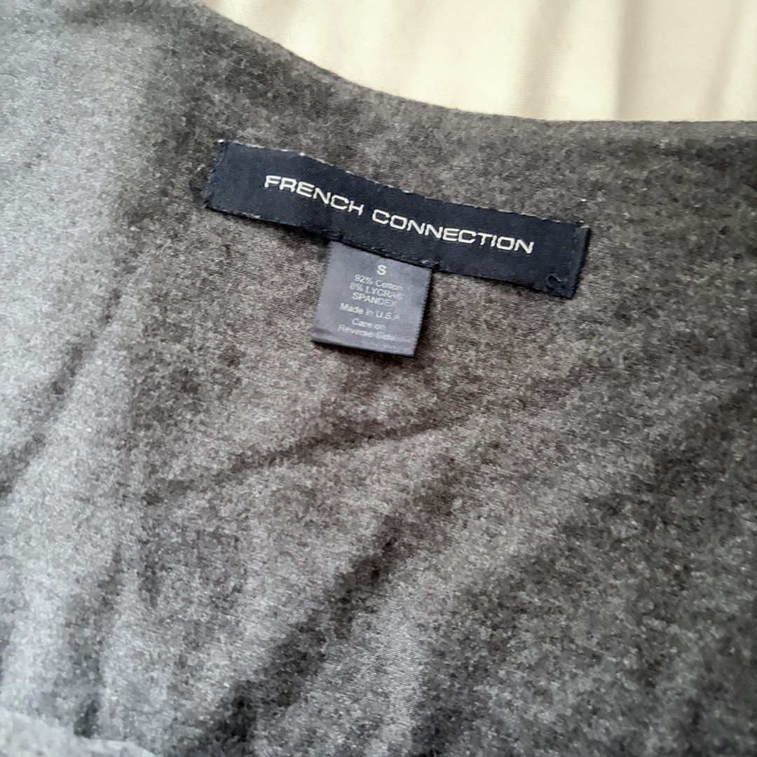 French Connection Grey Long Sleeve Square Neck Top (Category: Longsleeves) located in Quezon City. Submitted by angelajuliet__ (Listing ID 1469765730, Image 2). Description: - Brand: French Connection - Style: Long sleeve top with a trendy square neckline - Color: Dark grey - Size: Small (S) - Material: 92% cotton, 8% lycra spandex for a soft and stretchy fit - Origin: Made in USA.