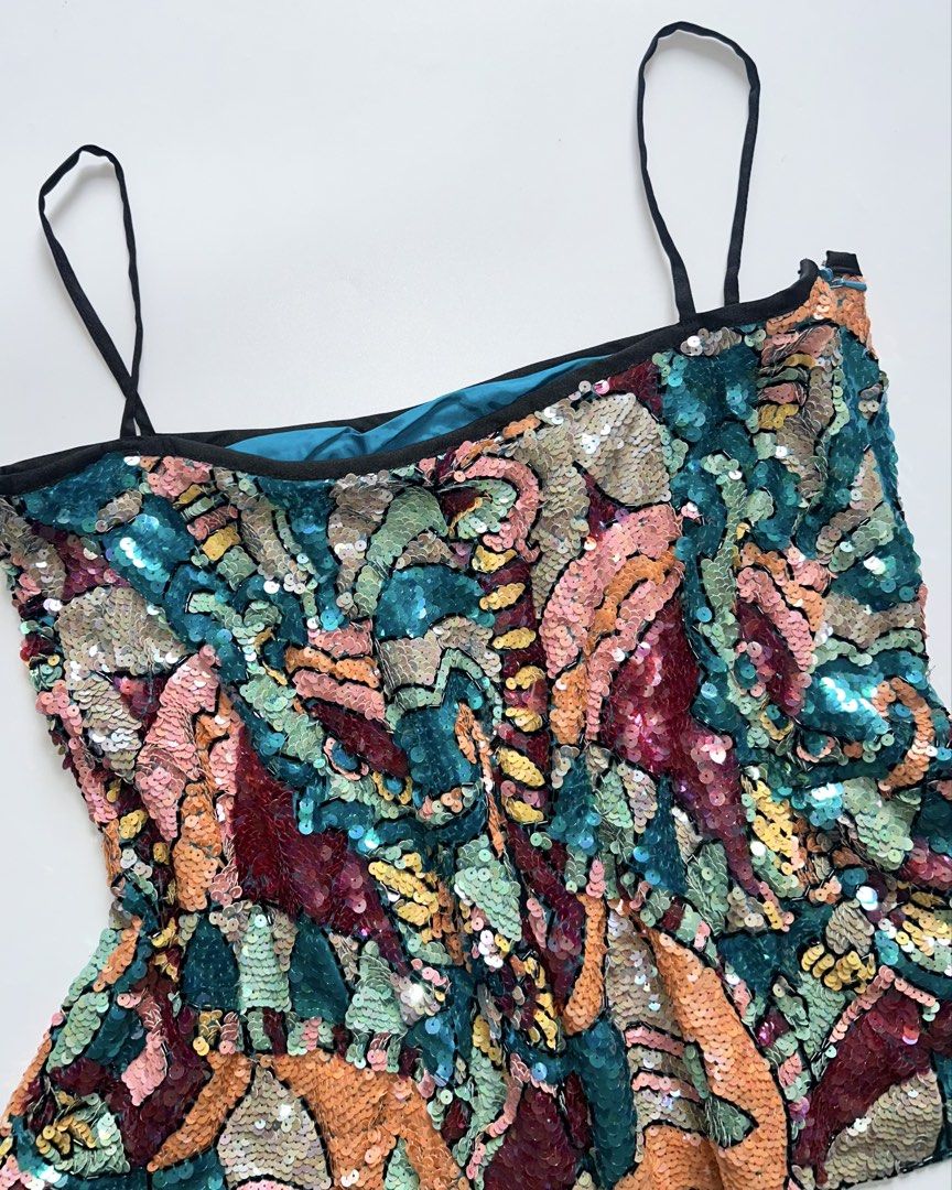 fully sequined cami top (Category: Others Tops) located in Lipa City. Submitted by mayumi.vtg (Listing ID 1469902465, Image 2). Description: ❀ fits m-l | bust: 38in ❀ w/ inner lining, side zipper, & complete sequins ❀ super fave!!!.