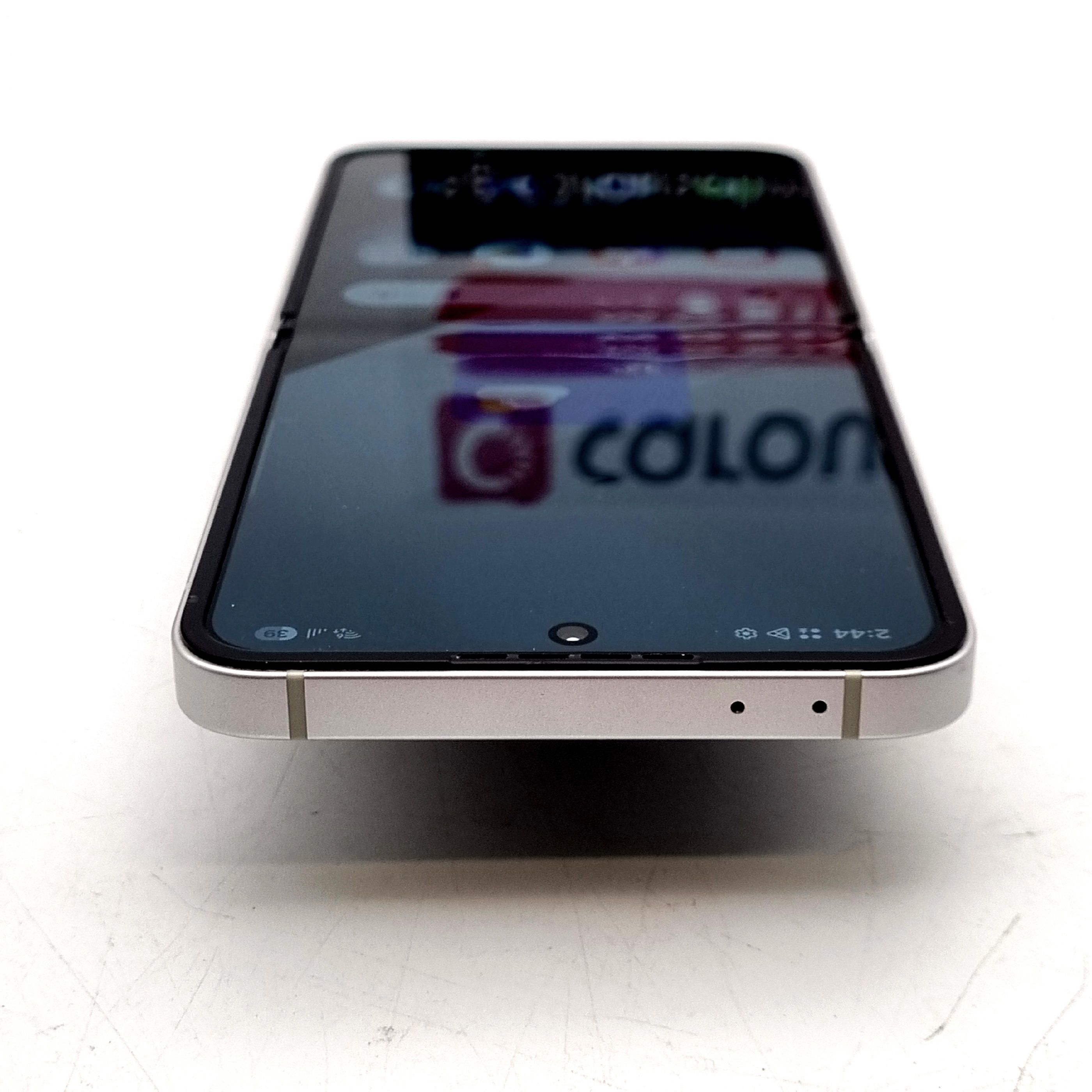Galaxy Z Flip 6 White 512GB, Mobile Phones & Gadgets, Mobile Phones ...