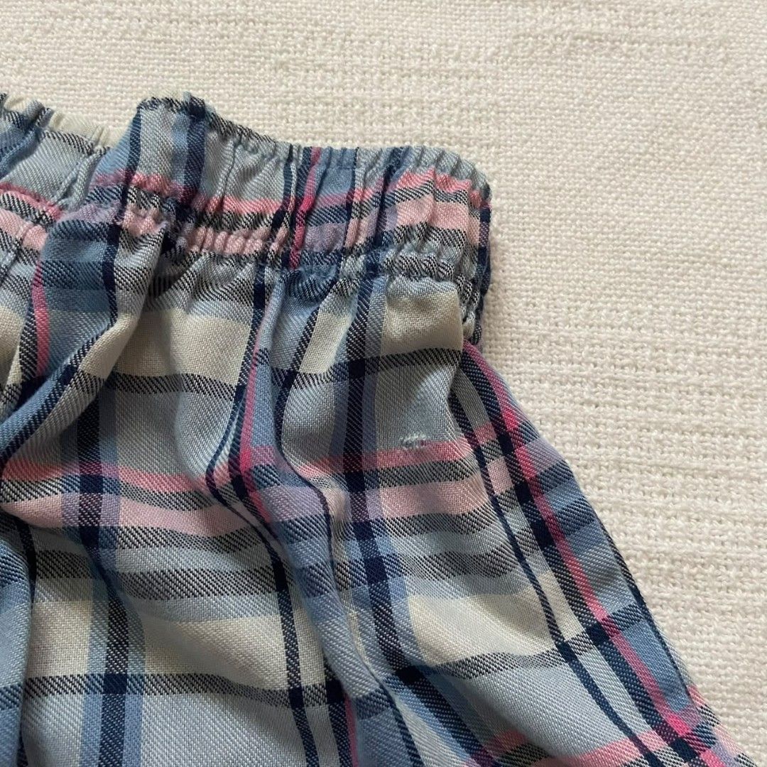 Gap plaid sweatpants (Category: Other Bottoms) located in Rizal. Submitted by urkoala (Listing ID 1469872502, Image 3). Description: fits xs.