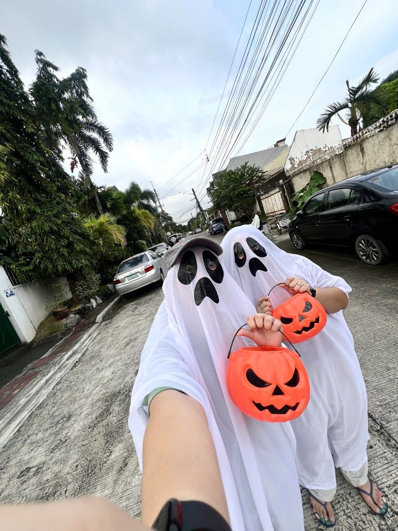 Ghost costume and pumpkin (Category: Everything Else Others) located in Quezon City. Submitted by ulan-declutter (Listing ID 1469899768, Image 1). Description: Sold as a set. Adult size. Includes 2 ghost costumes and 2 pumpkins. Material is made out of chiffon so it's breathable. .