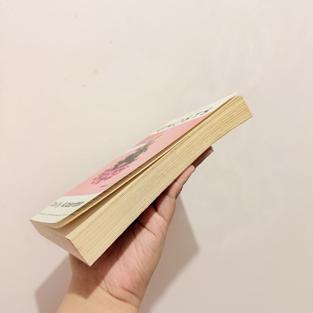 Ghosts by Dolly Alderton (Paperback) (Category: Storybooks) located in Quezon City. Submitted by wordsbymiss.r (Listing ID 1469900824, Image 2). Description: Decluttering❗️ 📚Ghosts Author: Dolly Alderton Authentic, not reprint ❌ actual photos posted! the books are preloved from my own collection. please check photos first and expect signs of use/ foxing/ dents on some. manage your expectations~ 📍sampaloc, manila 💵 bank transfer - payment first