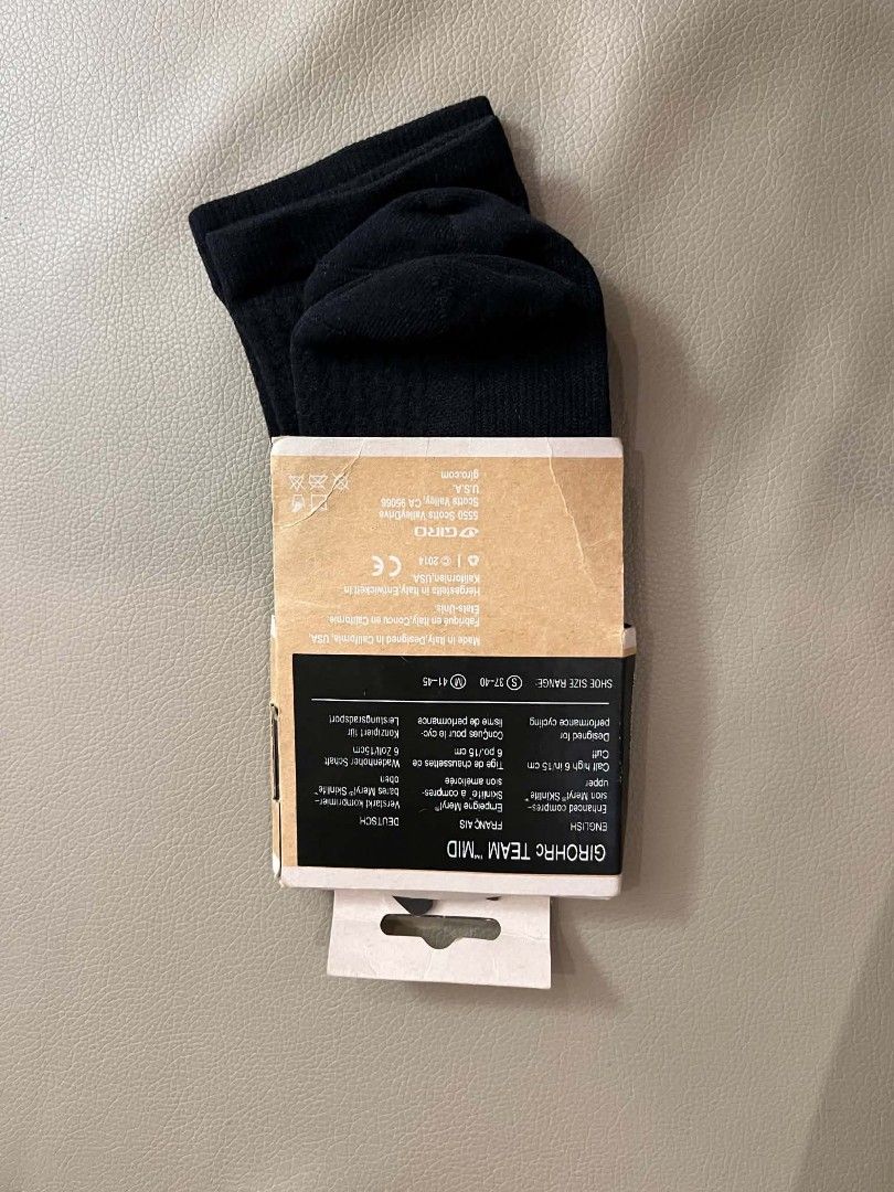Giro cycling socks (S) (Category: Socks) located in Lucena. Submitted by fiercemoon-a25a79 (Listing ID 1469780463, Image 2). Description: .