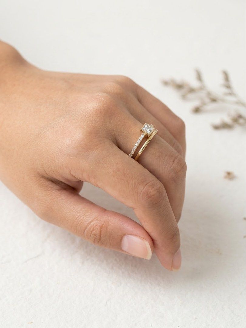 Gold Princess Cut Diamond Ring Double Band (Category: Rings) located in Manila. Submitted by preloveditems595 (Listing ID 1469893903, Image 1). Description: Preloved.