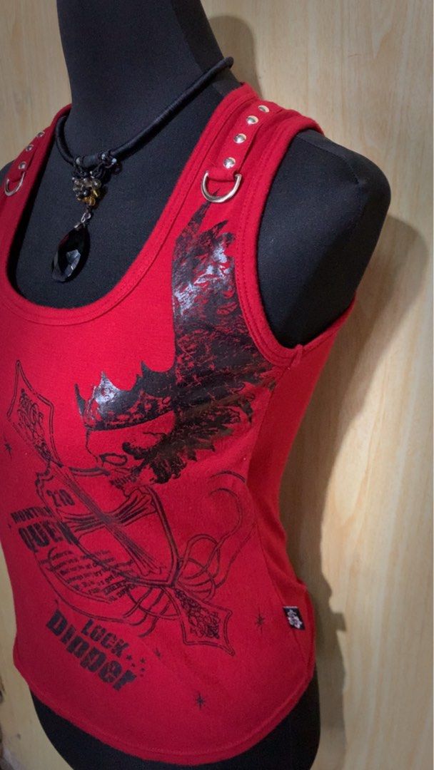 Goth (Category: Others Tops) located in Aloran. Submitted by cowskin_927 (Listing ID 1469904077, Image 3). Description: Sleeveless grunge top Size small medium No issue.
