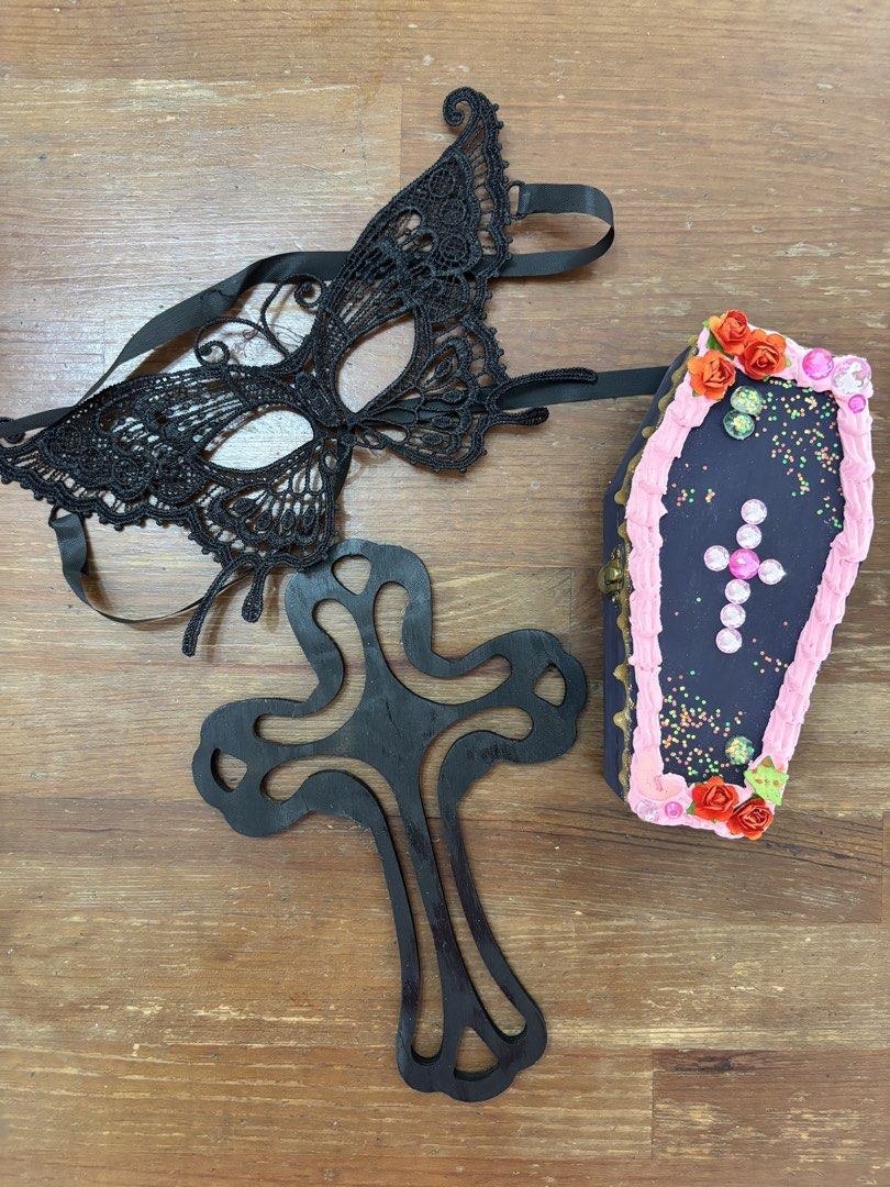 Gothic lolita diy set - Decoden Coffin Box, Black Cross, Lace Mask ...