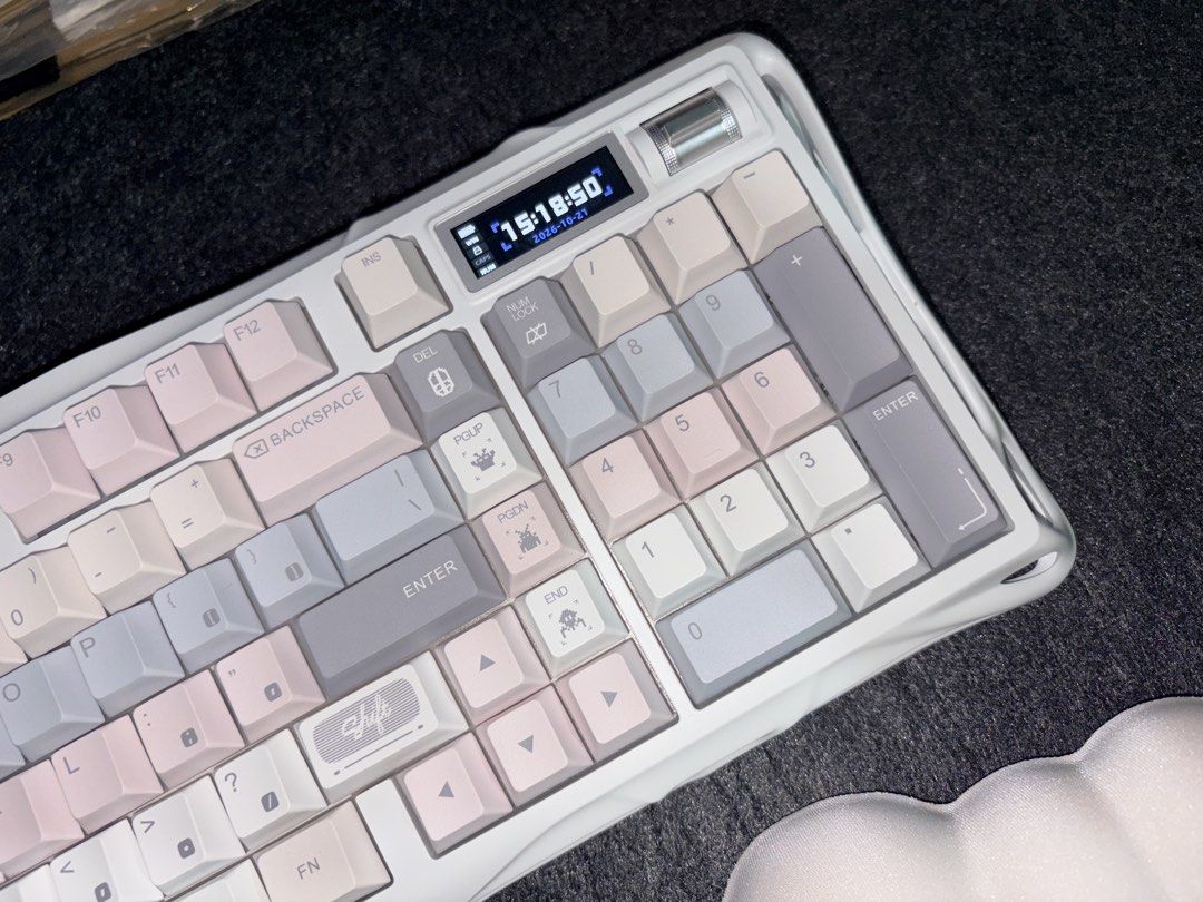 GravaStar K98 Mist Peach (Category: Computer Keyboard) located in Quezon City. Submitted by stuffyy (Listing ID 1469761166, Image 2). Description: 98-key layout with numpad Tri-mode connectivity: Bluetooth, 2.4GHz wireless, USB-C wired Hot-swappable mechanical switches Built-in TFT color display for custom GIFs RGB backlighting with side ambient lighting Gasket mount Compatible with Windows and macOS Mist Peach colorway Customizable lighting effe