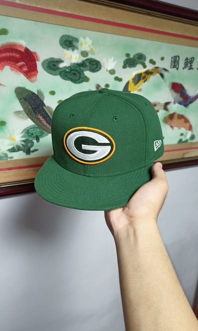 GREEN BAY PACKERS (Category: Caps & Hats) located in Bulacan. Submitted by capscene (Listing ID 1469784587, Image 1). Description: GREEN BAY PACKERS Size: 7 3/8 •Excellent condition •100% legit •Issue: minimal rust on under button -₱ 1,350 only DM SA FB PAGE: "Cap $cene" 📥.