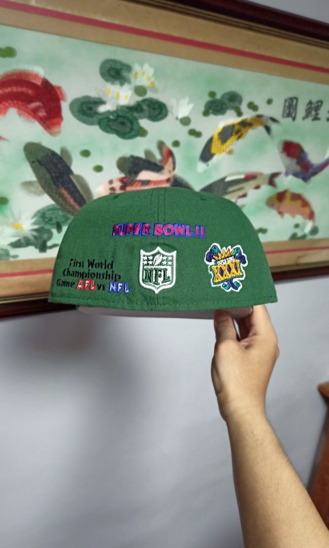 GREEN BAY PACKERS (Category: Caps & Hats) located in Bulacan. Submitted by capscene (Listing ID 1469784587, Image 3). Description: GREEN BAY PACKERS Size: 7 3/8 •Excellent condition •100% legit •Issue: minimal rust on under button -₱ 1,350 only DM SA FB PAGE: "Cap $cene" 📥.