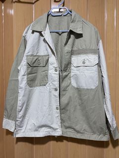 (Category: ) located in . Submitted by uniqssentials.co (Listing ID 1469914485, Image 1). Description: .
