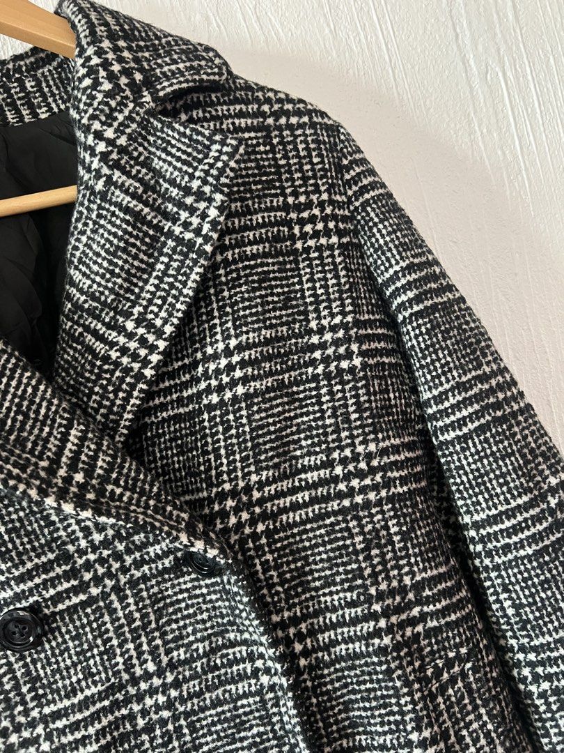 Gu Blended Wool Double Breasted Jacket (Category: Coats, Jackets and Outerwear) located in Amadeo. Submitted by mavmadel (Listing ID 1469863724, Image 3). Description: -xl size -as bnew -new but washed Super ganda!.