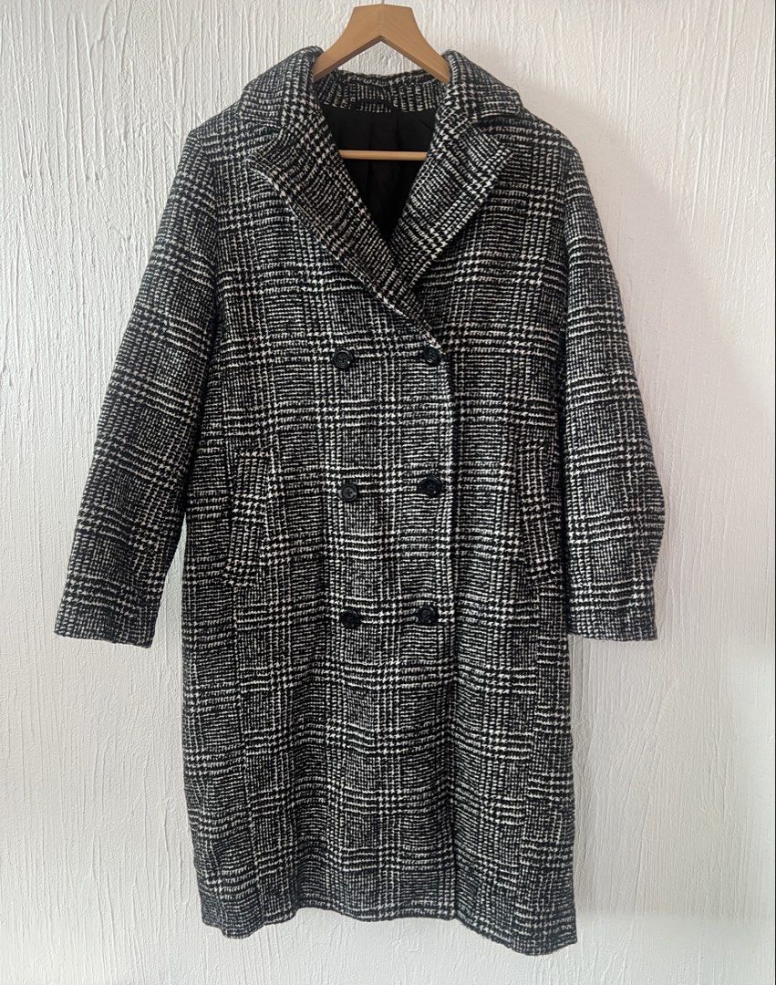 Gu Blended Wool Double Breasted Jacket (Category: Coats, Jackets and Outerwear) located in Amadeo. Submitted by mavmadel (Listing ID 1469863724, Image 2). Description: -xl size -as bnew -new but washed Super ganda!.