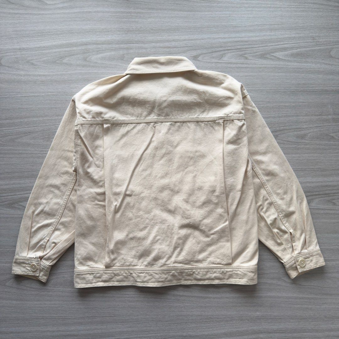 GU Chef Jacket Off-White (Category: Coats, Jackets and Outerwear) located in Zamboanga. Submitted by timelytreasuresthrift (Listing ID 1469805237, Image 2). Description: GU Chef Jacket Off-White 100% Cotton Excellent Condition Actual measurements (Inches): 25 Length 20.5 Armpit to armpit 20.5 Shoulder 22 Sleeve Php 900 + sf.