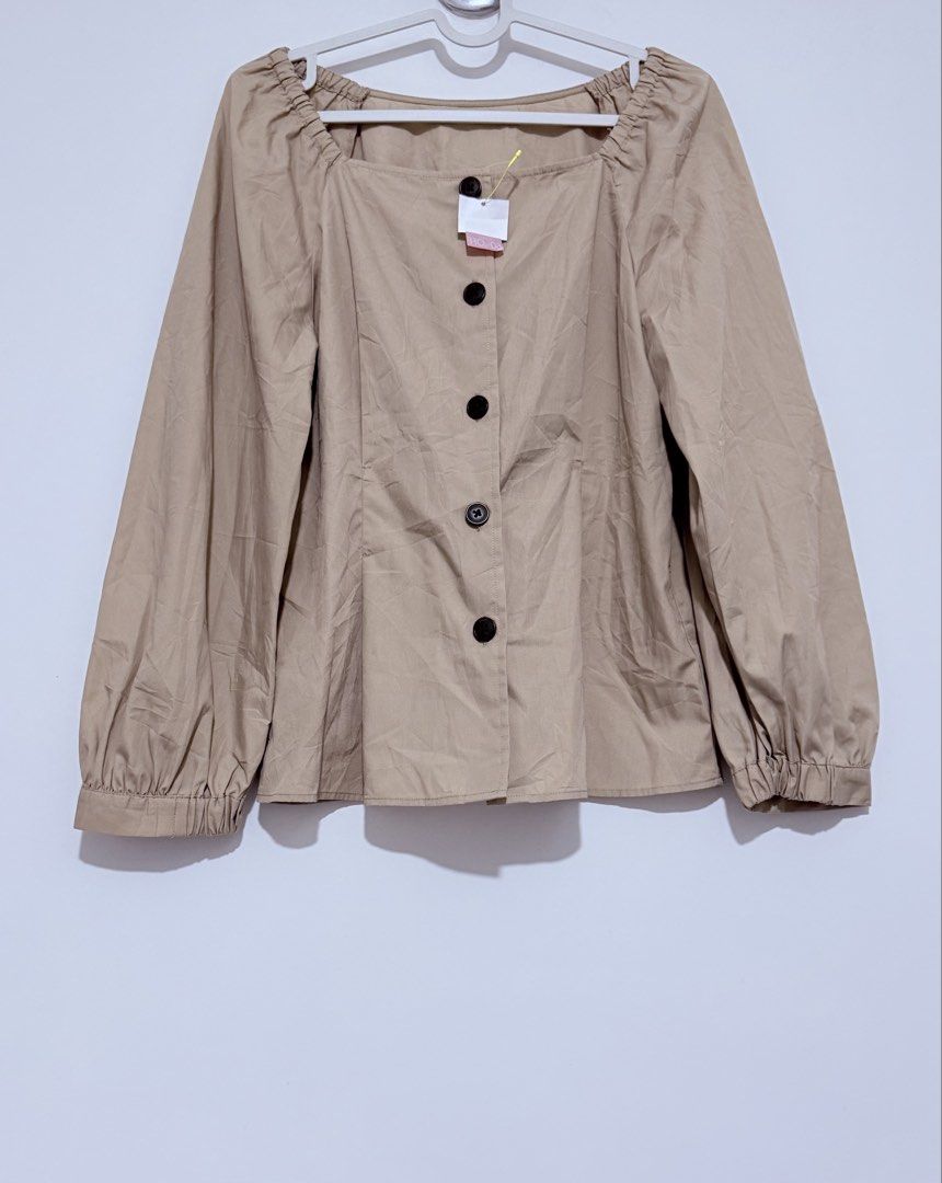 GU Longsleeve Square-neck Button-front Peplum Blouse (Category: Blouses) located in Naga. Submitted by tiindahunts (Listing ID 1469872082, Image 2). Description: From Hongkong box!.