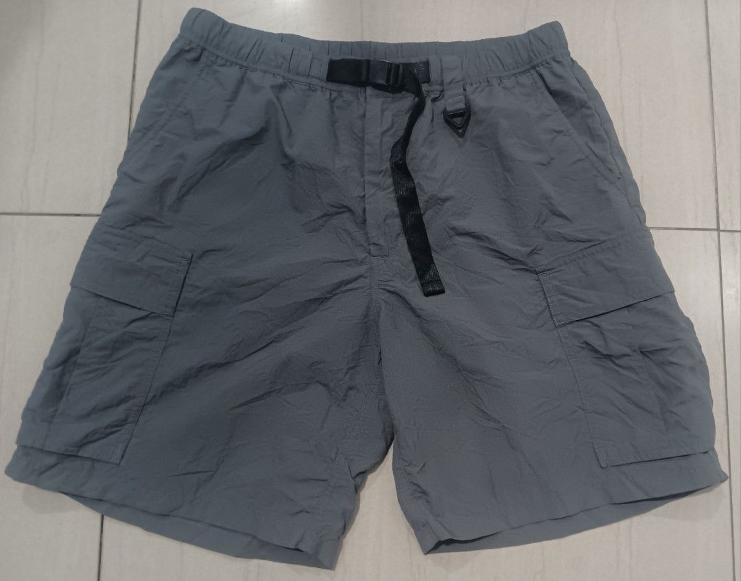 G.U Utility Nylon Cargo Short (Category: Shorts) located in Cagayan de Oro. Submitted by sar__thrifty (Listing ID 1469901696, Image 1). Description: G.U Utility Nylon Cargo Short Large on Tag Best Fit 30-32 inch Waistline Length: 19inch Multi-Pockets with Belt Complete Tags with Searchable Code Made In Vietnam 9.8/10 Color rate As New Condition Loc. Cagayan De Oro Mindanao.
