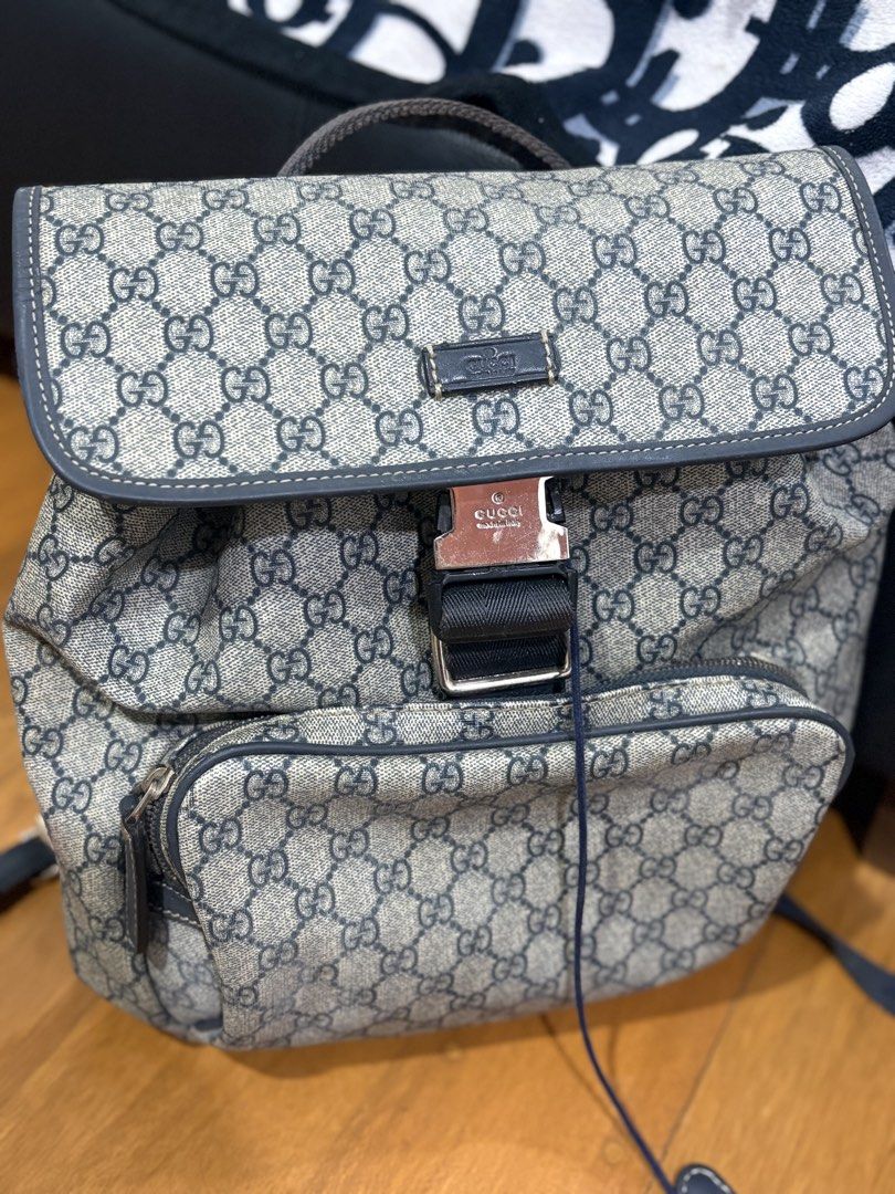 Gucc! Bagpack coded (Category: Backpacks) located in Davao. Submitted by ememlou17 (Listing ID 1469888085, Image 3). Description: Gucc! Bagpack coded large size very makapal at mabigat. .