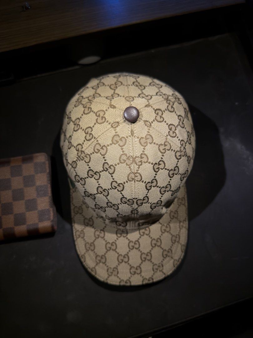Gucci GG Original Monogram Canvas (Category: Luxury Apparel) located in Manila. Submitted by tindero-ng-damit (Listing ID 1469899691, Image 3). Description: Gucci GG Original Monogram Canvas Material - Leather Strap No issue - Flawless Complete tags I got Size M and L Cap Box Replacement will be provided upon shipment.