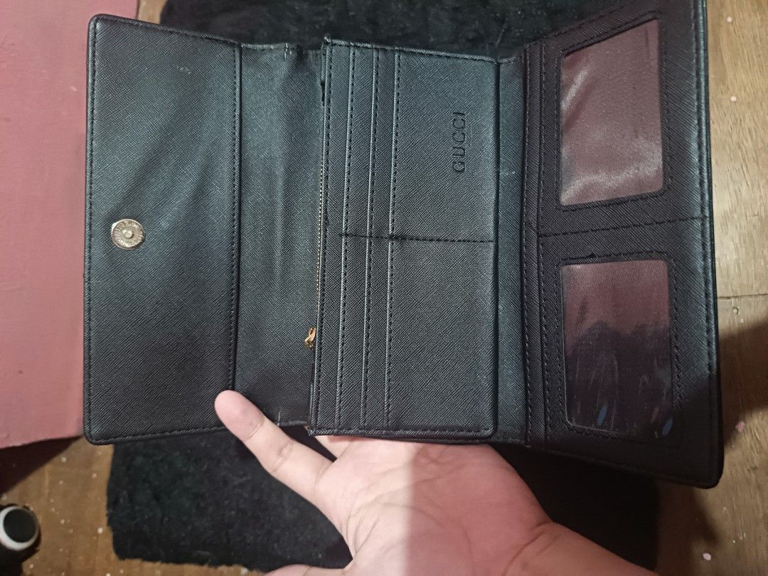 Gucci GG Supreme Canvas Tri-fold Long Wallet (Category: Luxury Bags & Wallets) located in Manila. Submitted by mikashanggg (Listing ID 1469883722, Image 3). Description: - Authentic Gucci long wallet in classic beige GG supreme canvas - Features the signature green and red web stripe with gold-tone GG hardware - Premium black leather trim and durable interior lining - Secure snap button closure - Excellent storage: multiple card slots, cash compa