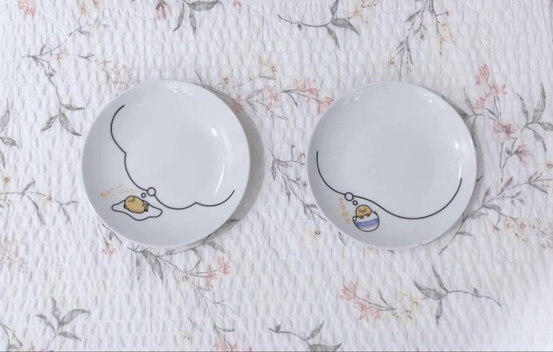 Gudetama thinking egg plate (Category: Dinnerware & Cutlery) located in Carmona. Submitted by myy_yy (Listing ID 1469920600, Image 1). Description: sanrio gudetama plate.