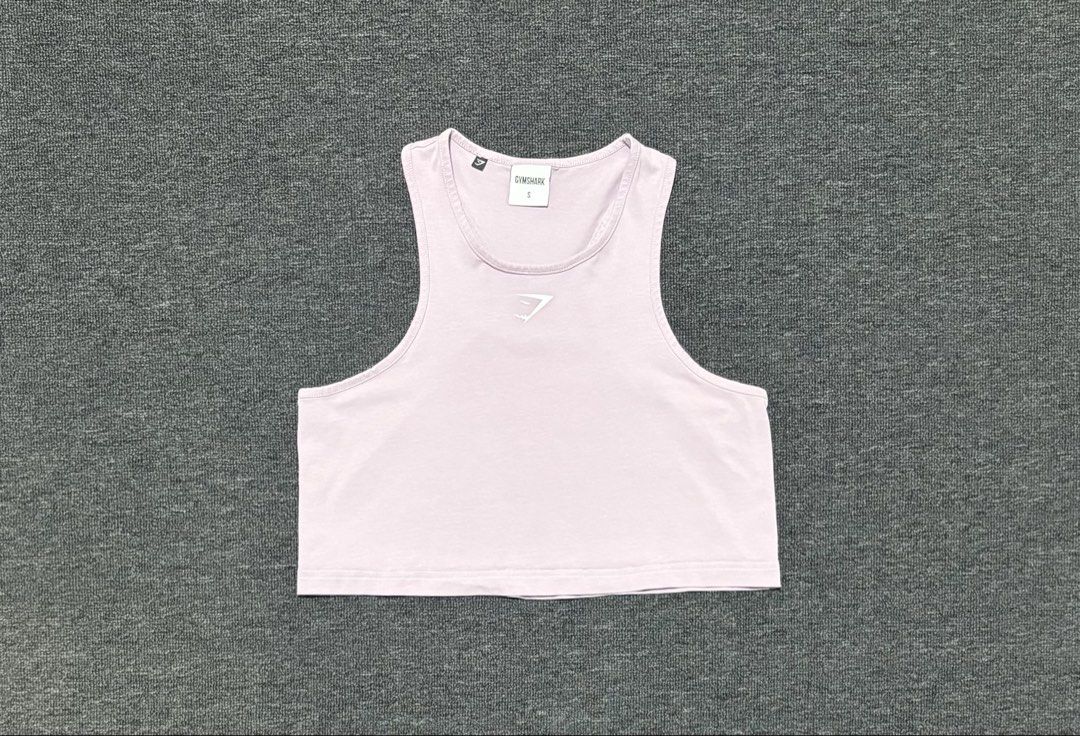 GYMSHARK CROP TANK TOP (Category: Activewear) located in Baras. Submitted by jnc__apparel (Listing ID 1469902489, Image 1). Description: 🏷️ GYMSHARK CROP TANK TOP 📌 Dimes: 16L x 17W 📌 Size: Smal for womens 📌 Condition: Like new 📌 Color rate: 10/10 📌 Issue: None ✅ Washed and ready to wear .