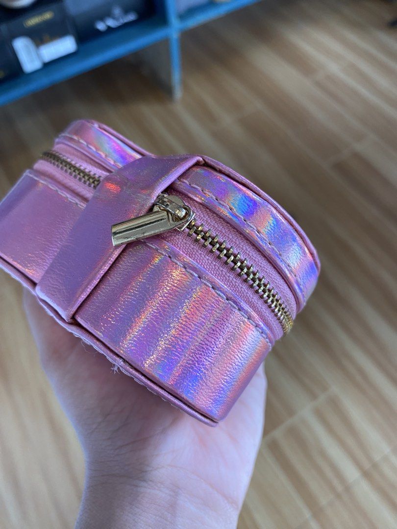 Heart Shaped Accessories Organizer (Category: Purses & Pouches) located in Digos. Submitted by dessirie. (Listing ID 1469821456, Image 3). Description: Authentic from California 📦 We ship anywhere in the Philippines via J&T Express. ❌️No COD – Payment First Policy 📹 We offer video calls for transparency so you can personally inspect your item before shipment. 📝 Layaway terms available 📩For inquiries, reservations, and orders, feel free to sen