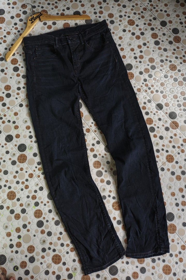HELMUT LANG (Category: Luxury Apparel) located in Manila. Submitted by chavez_lloyd (Listing ID 1469820076, Image 1). Description: HELMUT LANG SIZE: 27 waistline: 31-32 length: 40 good asnew location negross occidental.